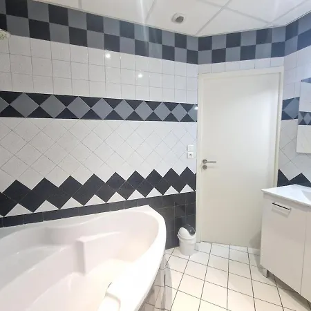 Апартаменты Le Delacroix #parking