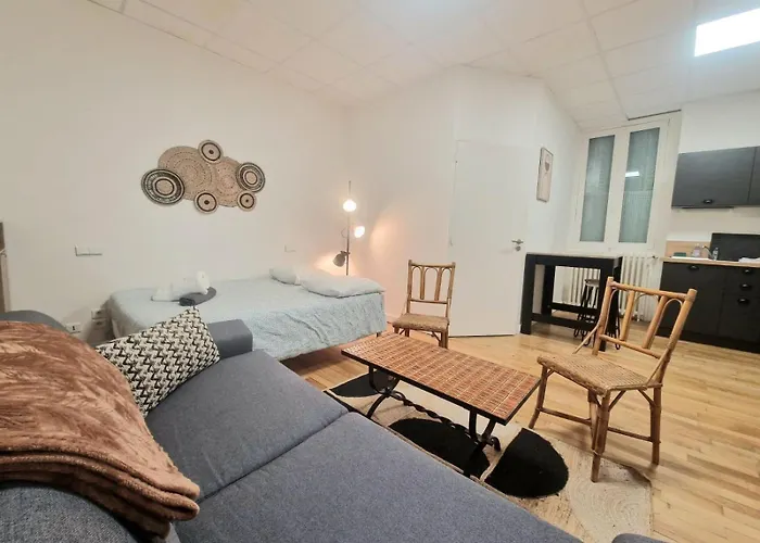 Le Delacroix #parking * Clermont-Ferrand